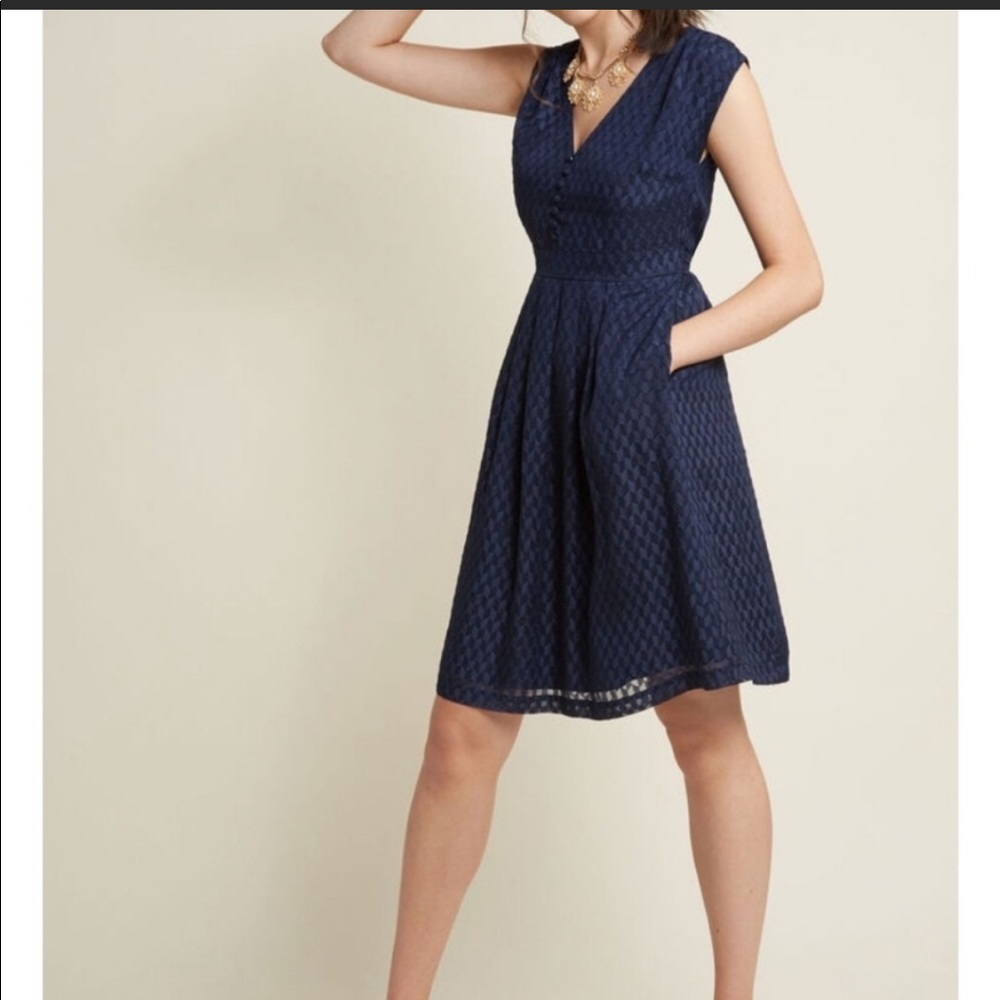 NWOT MODCLOTH Chevron Navy Blue Dress